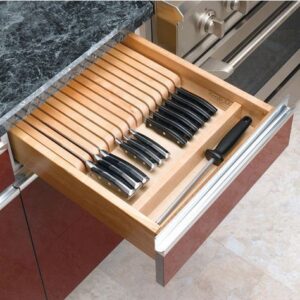 knives stand 2